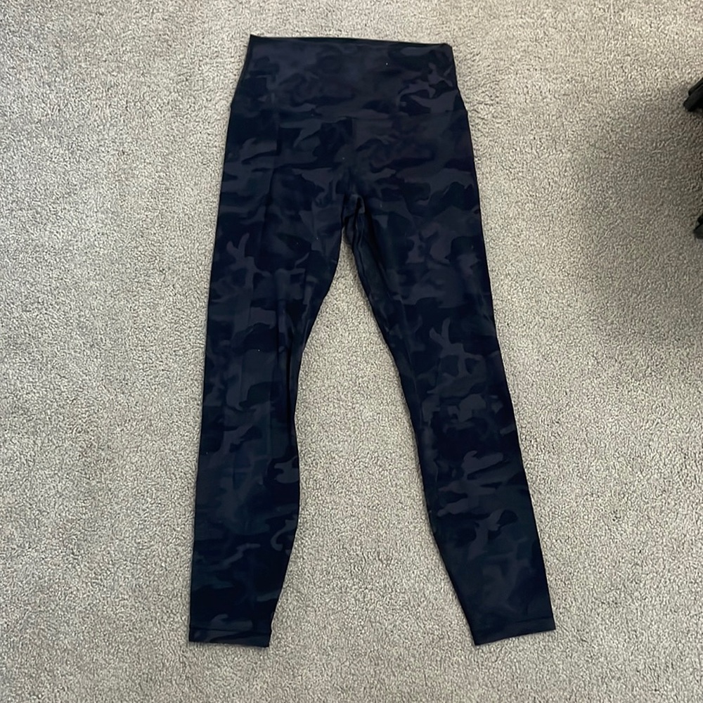LULULEMON ALIGNS